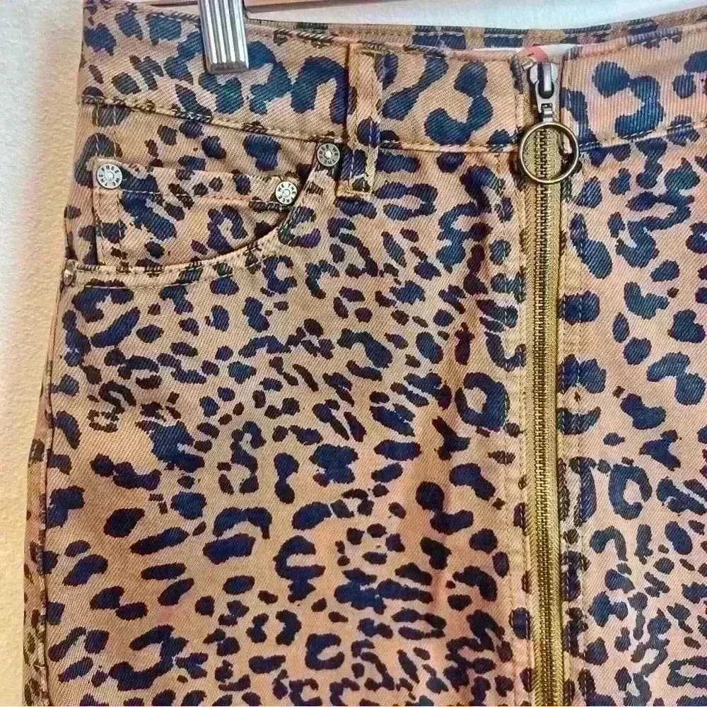 Free People We The Free Women's Zip It Up Leopard Printed Miniskirt Size 26 R - Picture 4 of 16